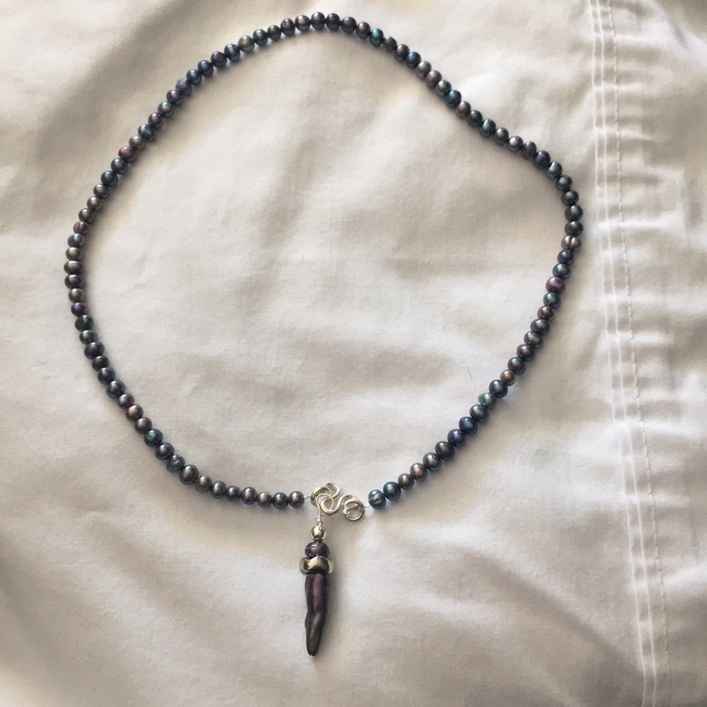 Gorgeous pearl necklace